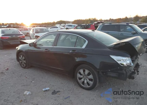 2009 Honda Accord 2.4 Ex-L z USA, uszkodzony, nr VIN 1HGCP26899A134483